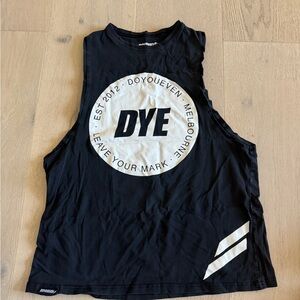 DOYOUEVEN Black Sleeveless Graphic Tank